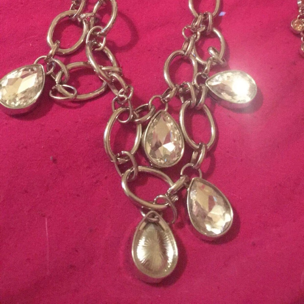 Jewelry - Picture 5 of 8